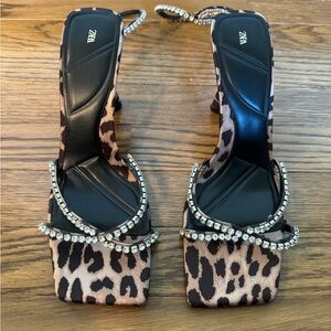 Zara Leopard Print Women’s Sandals Buckle Strap Open Toe Heels - Size 40